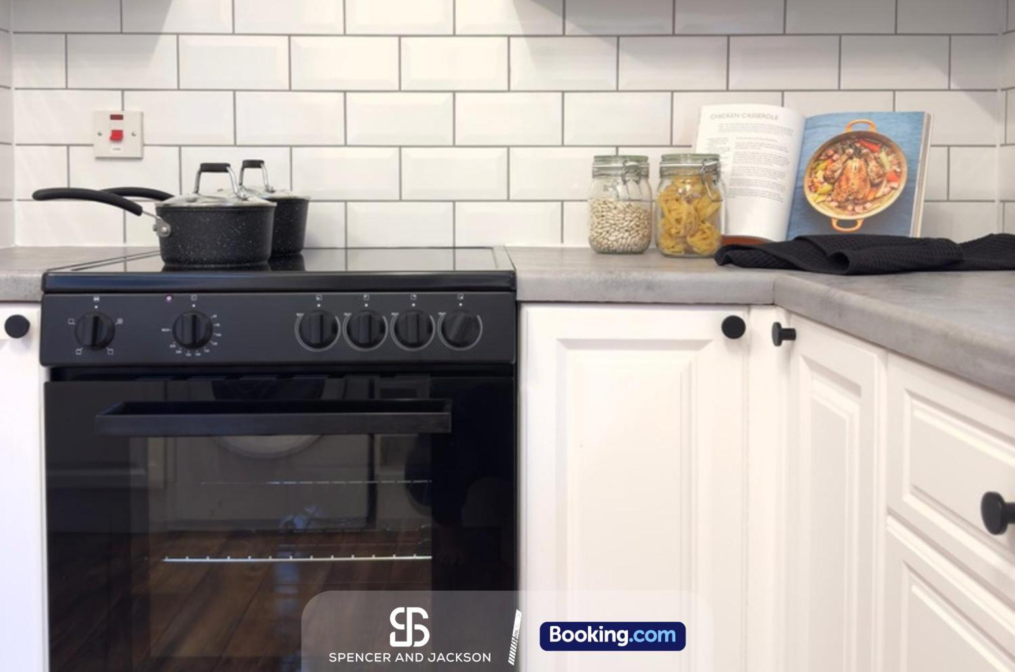 2 Bedroom Spacious Duplex Near The With Free Parking By Spencer And Jackson Short Lets & Serviced Oxford